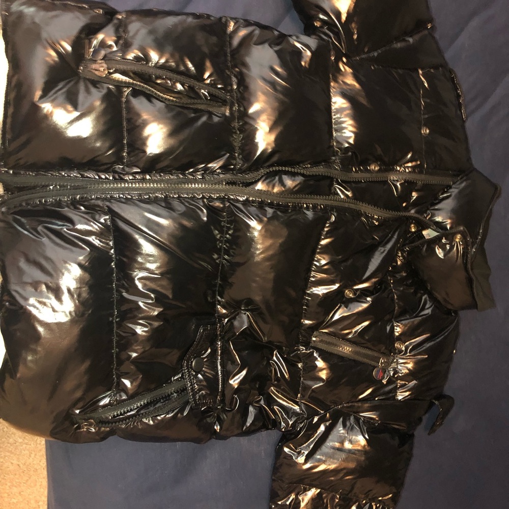 Moncler Everest Classic Down Jacket Black - Picture 3 of 3